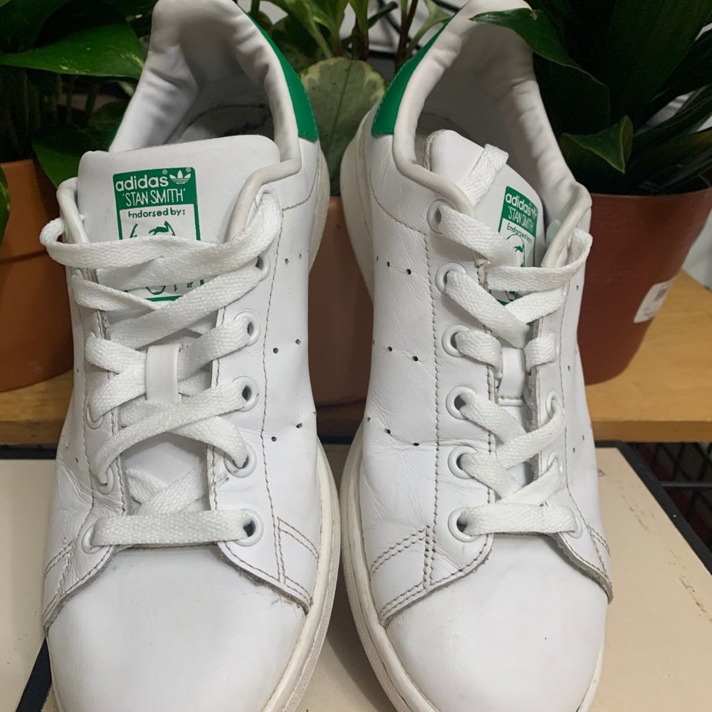 Adidas Sneakers